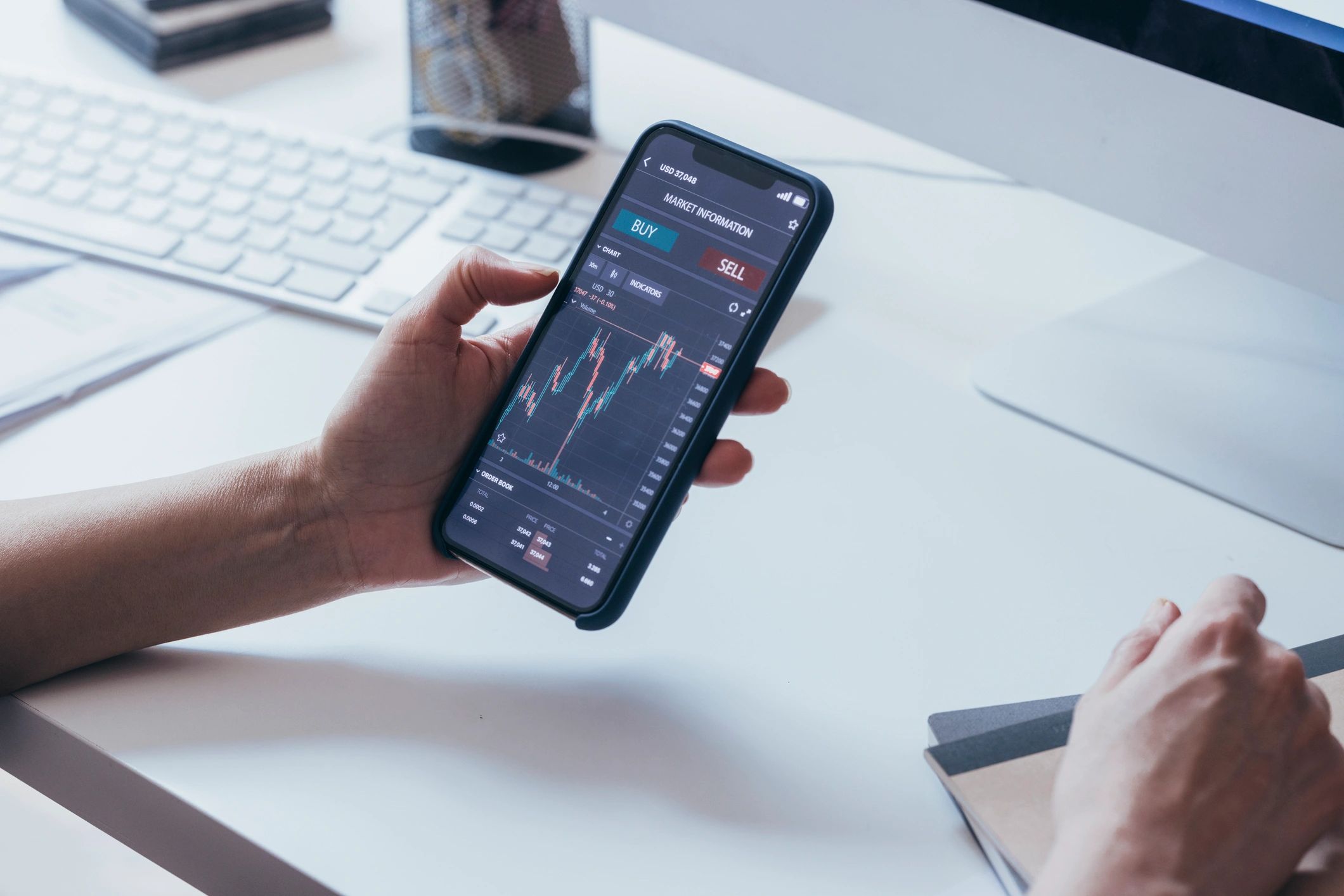 minimalist trading signals dashboard